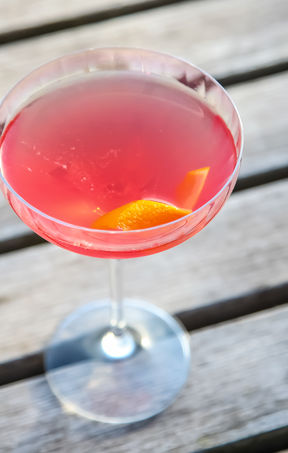 Cosmopolitan Cocktail Recipe - The Highland Cosmo